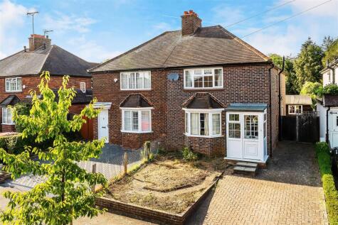 Simmil Road, Claygate, KT10