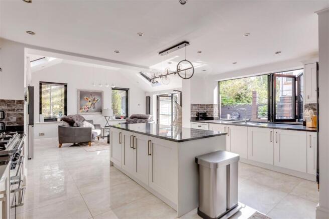 28 Blundellsands Road West_26.jpg