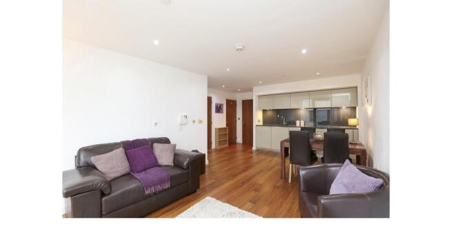 Lounge 3