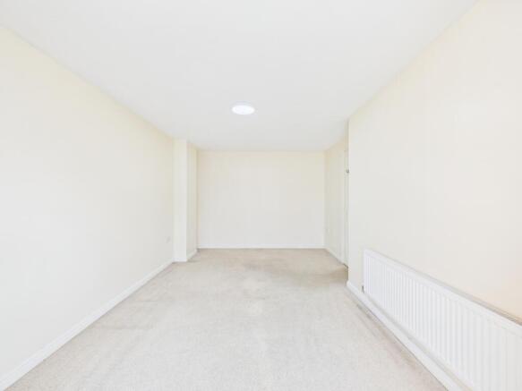 CAM05203G0-PR0065-STILL009