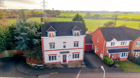 Upton Drive, Nuneaton, CV11