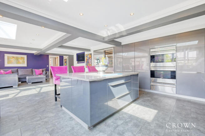 Kitchen Breakfast Island with Modern Contemporary 
