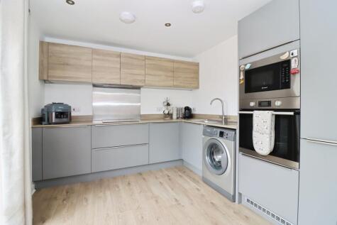 Heritage Street, Worksop, S80