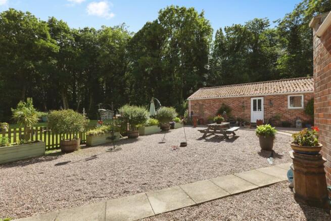 3 bed Detached Bungalow for sale Image 5