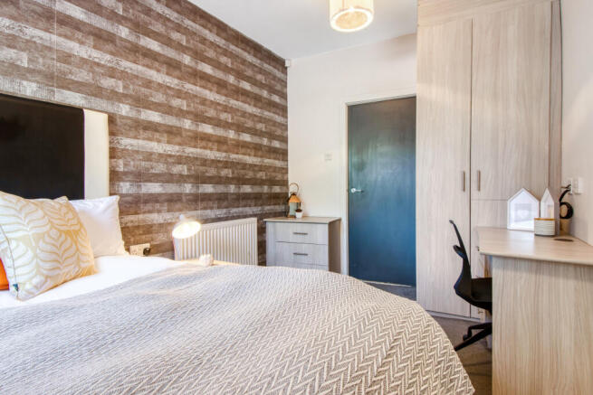 1 bed House Share to rent Image 9