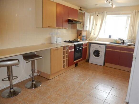 Communal Kitchen/Di