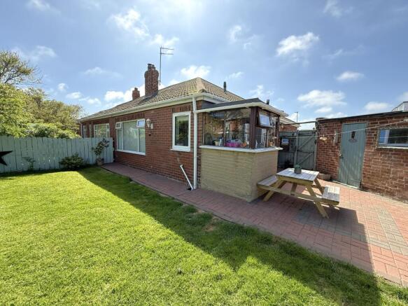 3 bed Semi-Detached Bungalow for sale Image 11
