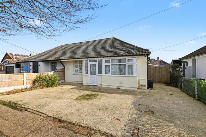 3-bed semi-detached on No chain - Hawkesbury Road, Canvey Island, £350,000