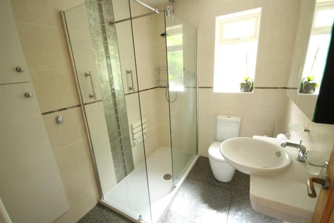 Family Shower Room
