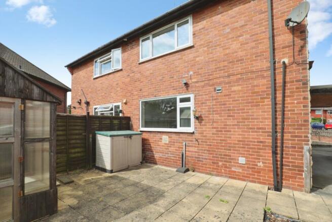 2 bed Semi-Detached for sale Image 11