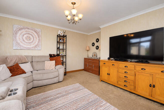 Glengarry Road, Perth photo 3