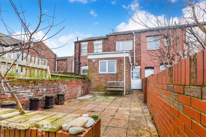 2 bed Terraced to rent Image 8