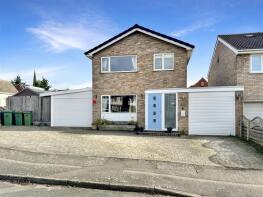 41, Avon Drive, Leicester LE8 6NP