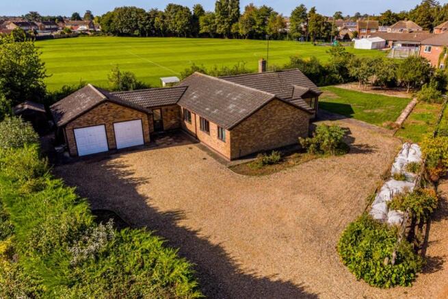 8 Church Walk (Pinchbeck)-2