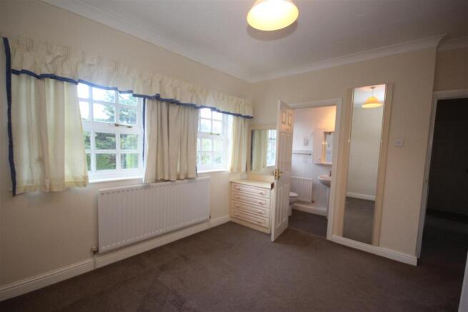 bedroom 1].JPG