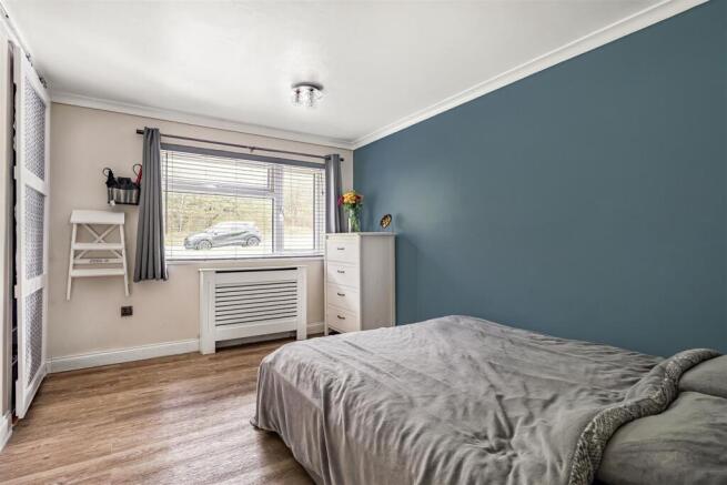 256 Admirals Way