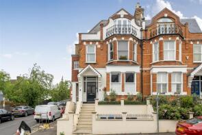 Flat 3, 85, Woodside, Wimbledon SW19 7BA