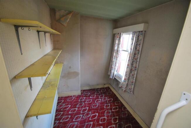 10 Red Lane - Box Room.JPG