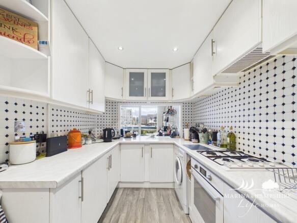 CAM03915G0-PR0038...