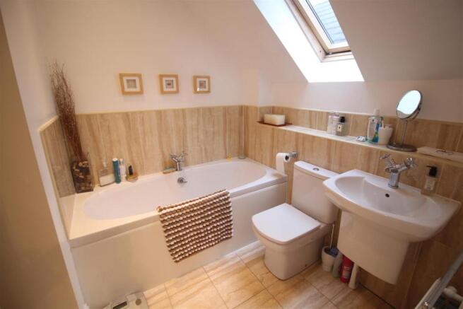 Master En-Suite