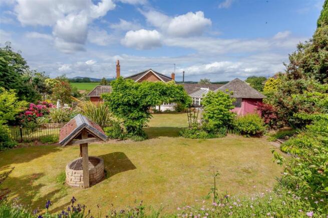 8387098-exterior06.jpg