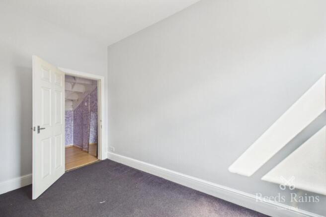 3 bed Terraced for sale Image 4