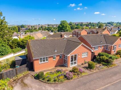 Penton Close, Crediton, EX17