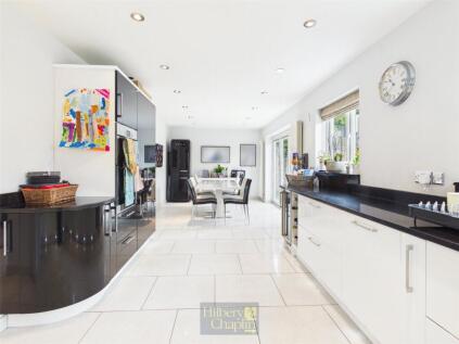 Roman Close, Mountnessing, Brentwood, Essex, CM15