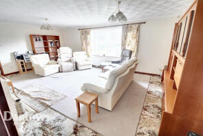 7, Leighton Rees Close, Ynys-y-bwl, Pontypridd CF37 3HW