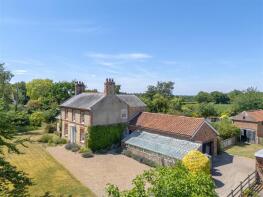 Holly Gardens, The Street, Somerleyton NR32 5QB