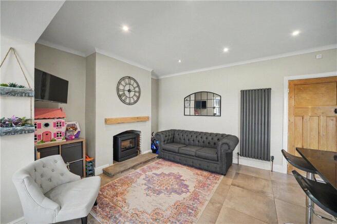 3 bed Semi-Detached for sale Image 3