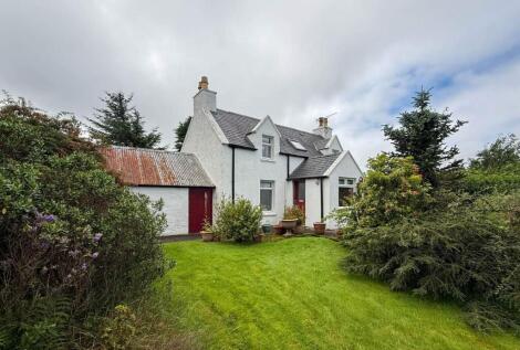Viewfield House, 36 Lower Breakish, Breakish, Isle of Skye, IV42 8QA