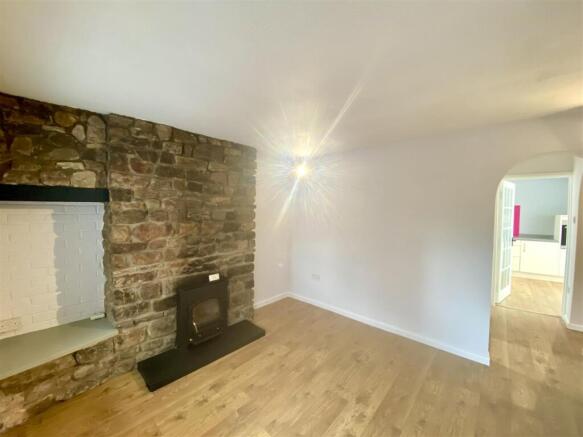 Sitting room 3.jpeg