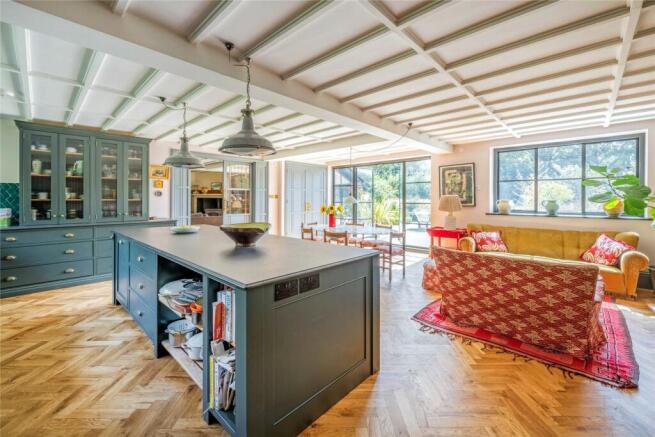 Kitchen/Dining Rm