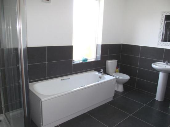 En-Suite 2