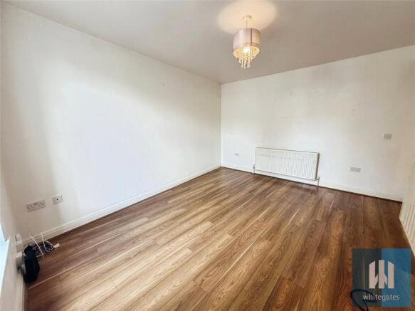 2 bed Terraced to rent Image 8