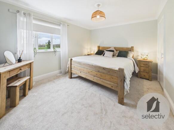 3 bed Terraced for sale Image 11