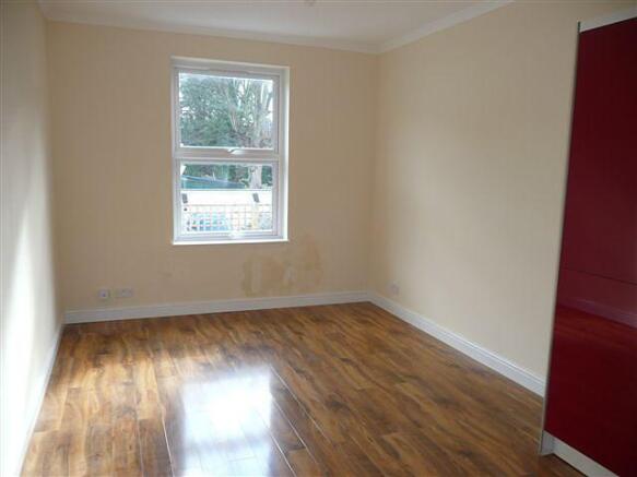 Living/bedroom