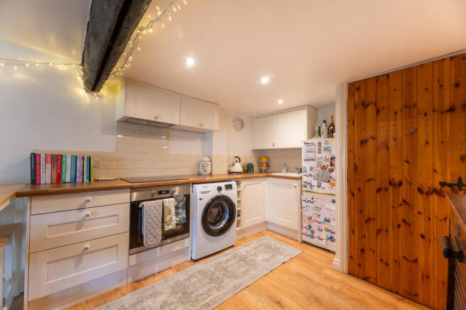 2 bed Terraced for sale Image 4