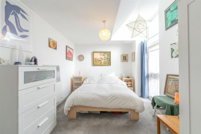 Bedroom 1 Alt