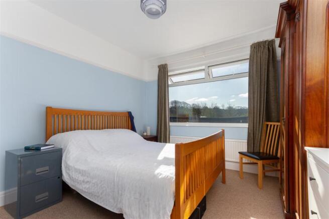 27 Barton Road-2.jpg