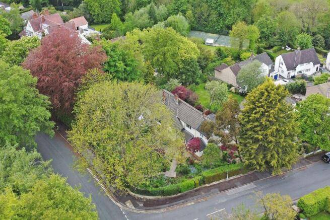 4 bed Semi-Detached for sale Image 11