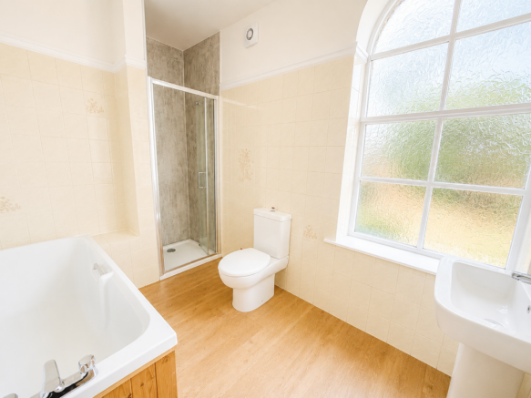 3 bed End of Terrace for sale Image 6