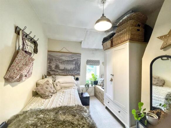 2 bed Terraced for sale Image 11