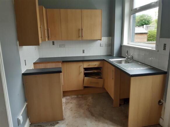 2 bed Semi-Detached for sale Image 8