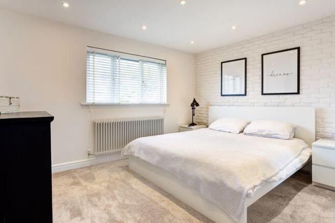 BED 1