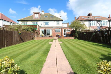 Brierdene Crescent,
Whitley Bay, Tyne and Wear,
NE26 4AB