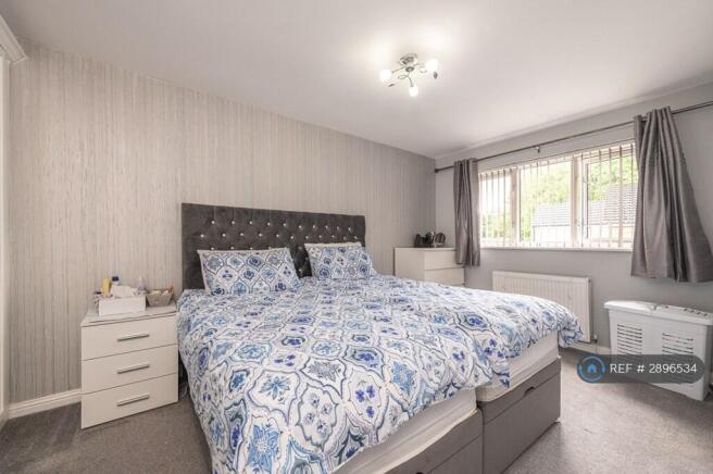 4 bed Detached to rent Image 12