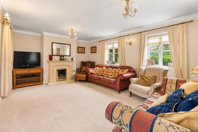 Worrin Road, Flitch Green, Dunmow, Essex, CM6 photo 4