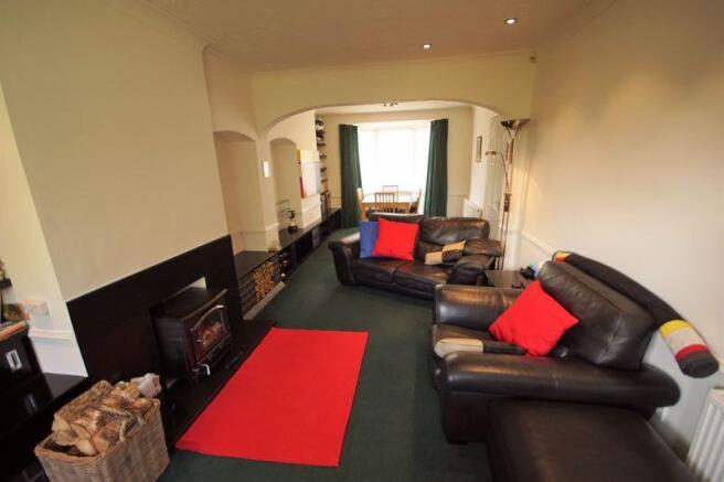 Through Lounge2